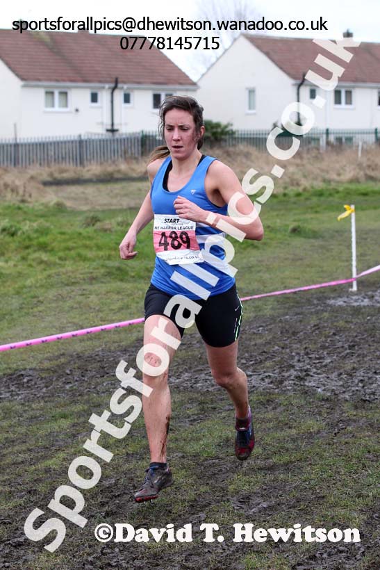 Senior women Emma Holt (Morpeth) NEHL, Wrekenton. Photo: David T. Hewitson/Sports for All Pics